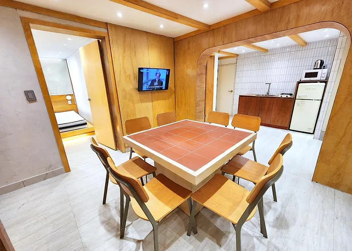 公寓 Hongdae 5min,spacious 4br 3ba